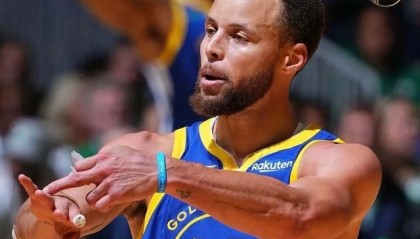 BetVictor伟德官方网站-回顾库里10年ESPN排名 从未第1且仅有2次入选前3